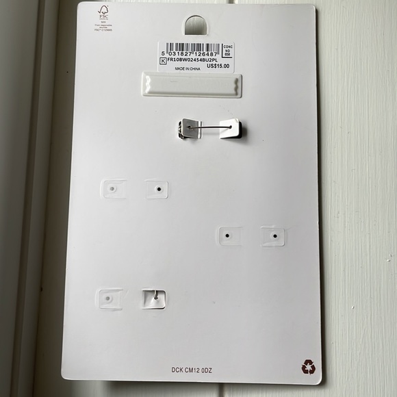 NWT: TOPSHOP Star and Moon sequin-filled pins (set of 2 pins) - Picture 6 of 10